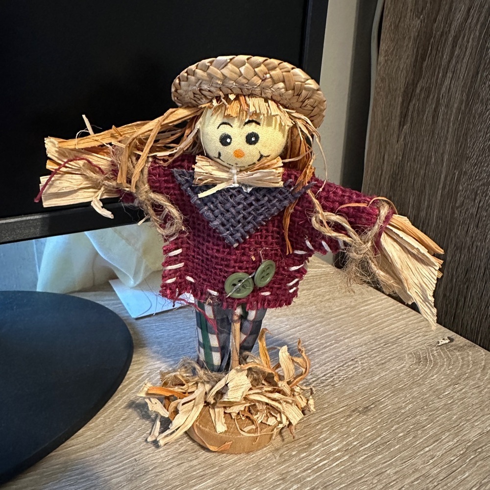 Vintage Straw Scarecrow Decor